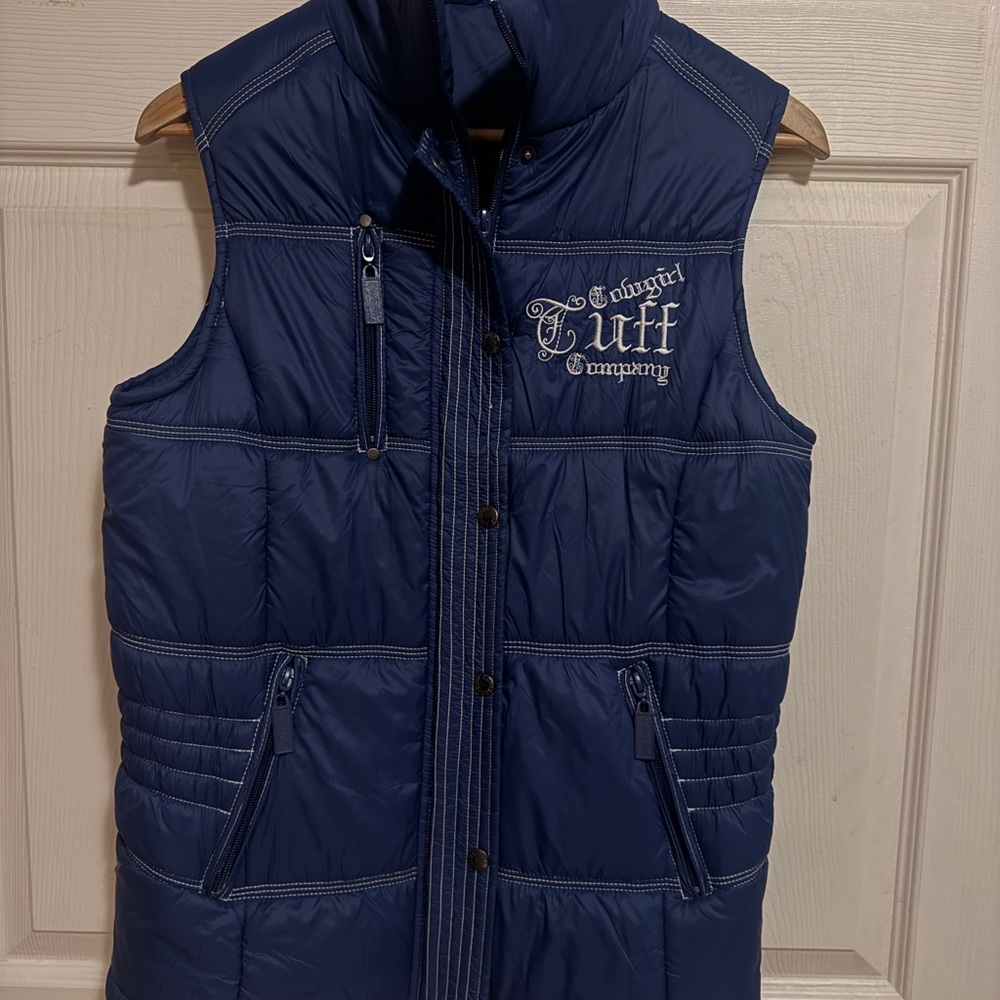 Brand New Cowgirl Tuff Co Puffer Never Give Up Vest. Size Medium.